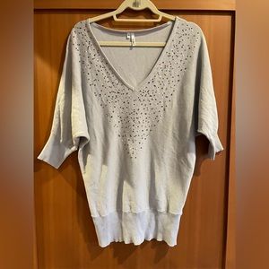 Maurice’s sweater. Woman’s large.